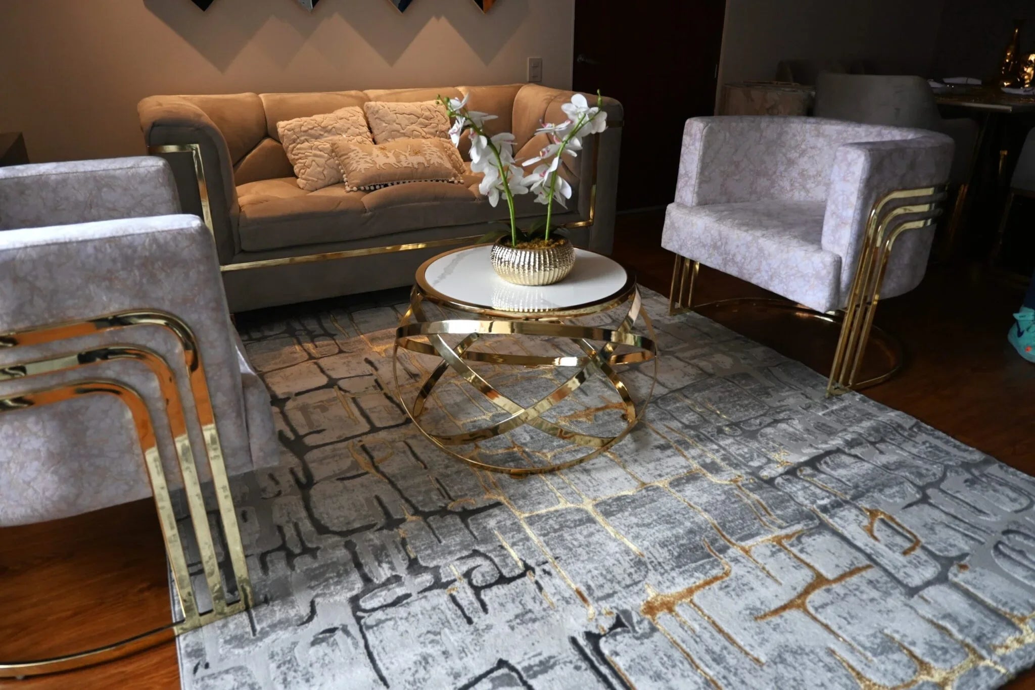 CÓMO PREVENIR LA DECOLORACIÓN DE TU ALFOMBRA - Kodaz Carpet Latam