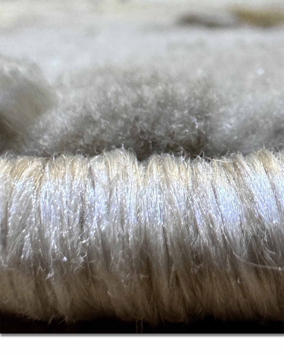 Alfombra Prada 1435A Gris Dorado Kodaz Carpet